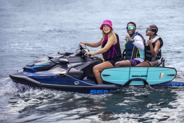 sea-Doo-tour-gtx-170-ST3 Hull